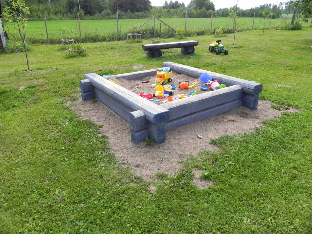 Hiekkalaatikko10_20